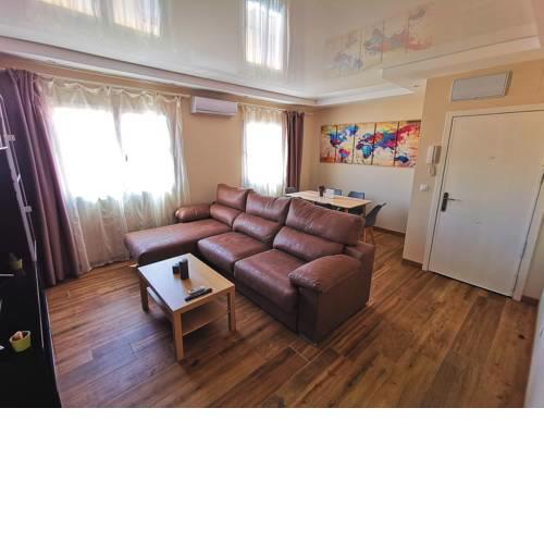 GENUAR APARTMENTS MALAGA CENTER. FREE PARKING