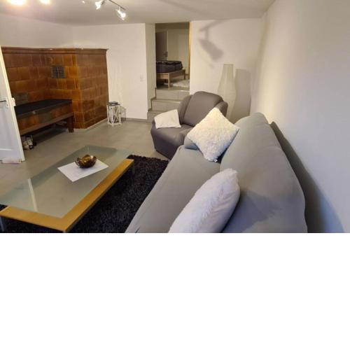 Geräumige 2-Zimmer Wohnung in Weil am Rhein - Ötlingen