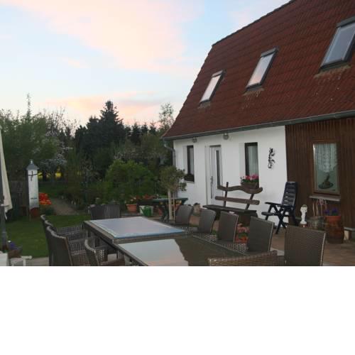 Luxurious Holiday Home in Gersdorf with Trampoline