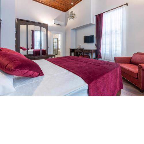 Giges King Boutique Hotel
