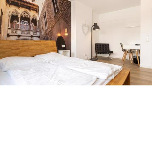 Ginius Homes - Oriental City Apartment