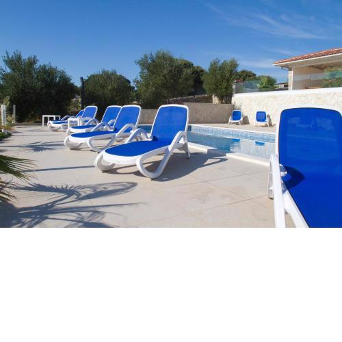 Giovanni Apartments Family Resort