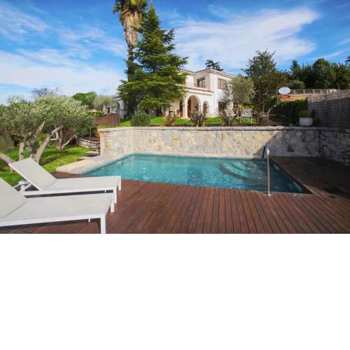 Girona Montjuic Bed & Breakfast