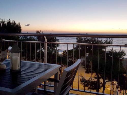 Girorooms travel duplex amb vistes al mar quira