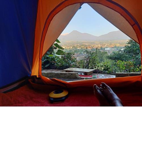 Glamping ReaVeeCafe Puncak