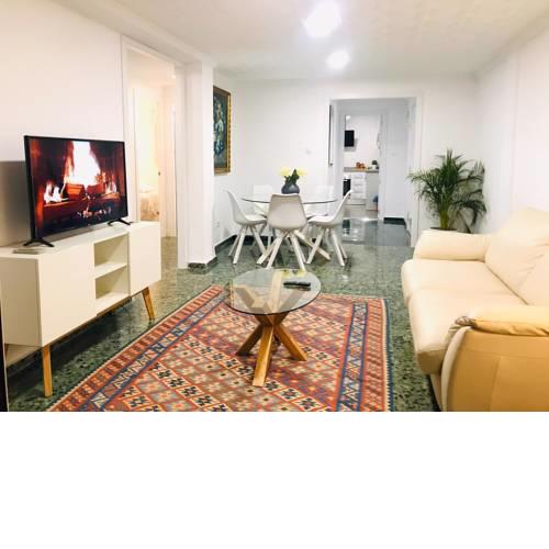 Gleaming apartment in city center with TERRACE