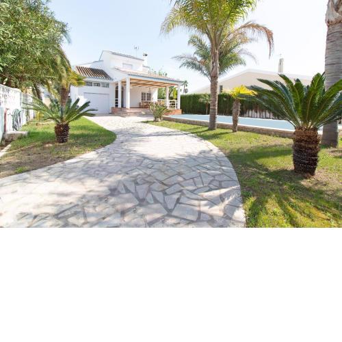 Global Properties, Impresionante chalet en la playa de Almarda, Sagunto