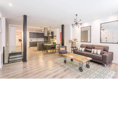 Gobernador Industrial Style, by Presidence Rentals