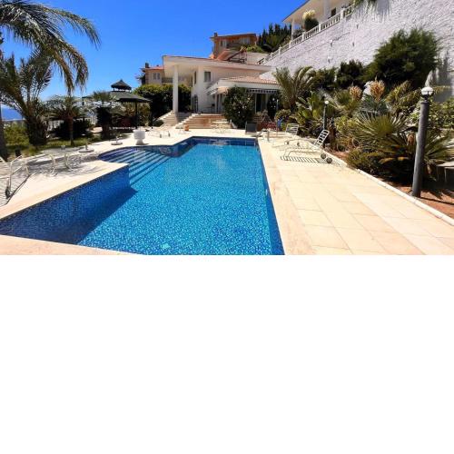 GOLDCITY LUXURY PRIVATE POOL VILLA 3+1 WITH FREE AQUAPARK