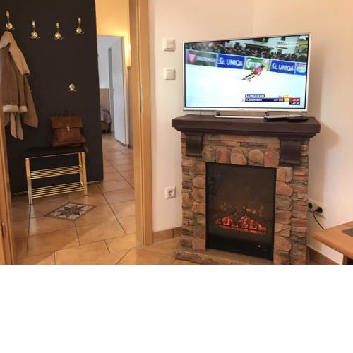 Golden GaPa Central Family Apartment 27