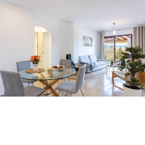Golden Mile Apartment