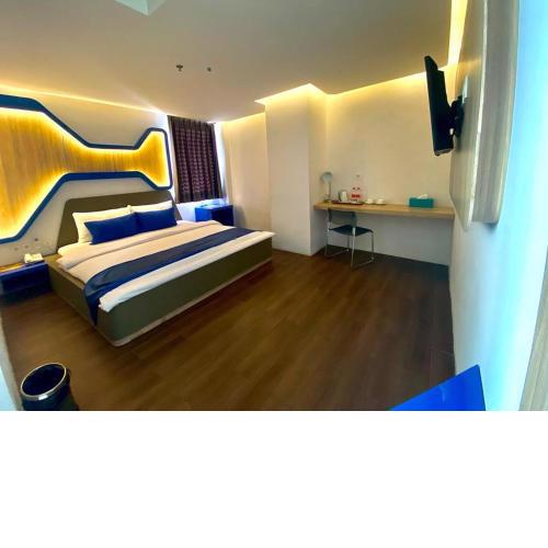 Golden Palace Hotel