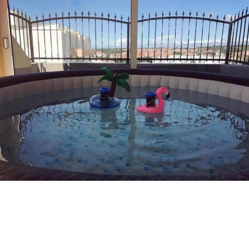 Golden View Penthouse with Jacuzzi