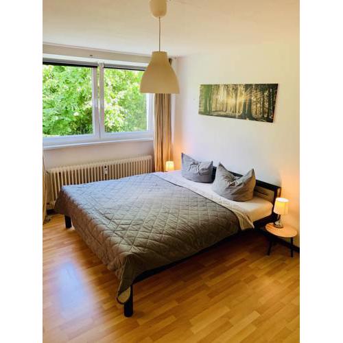Goldregen in Uninähe, direkt an der Klinik, Apartment mit Küche und Badezimmer