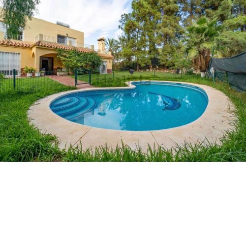 Golf beach Villa private Pool benalmadenh