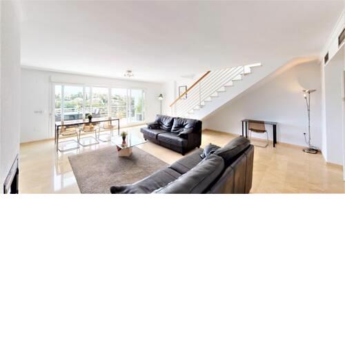 Golf Garden Stunning Apartment