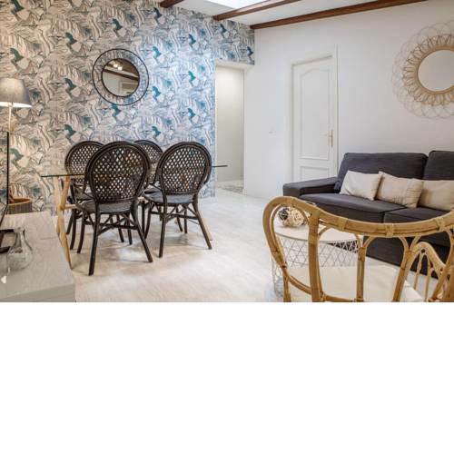 Gorgeous 2Bed 2Bath in heart of Madrid City Center