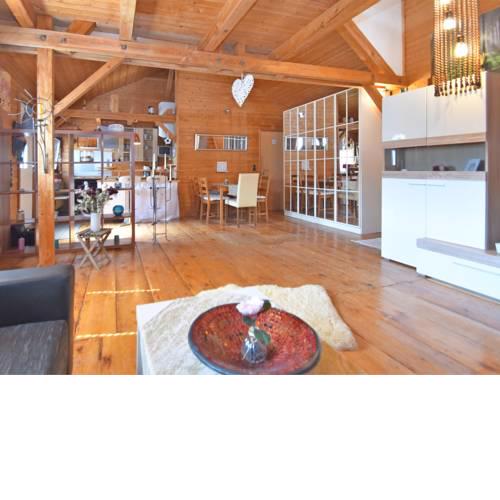 Gorgeous Apartment in Passau near River
