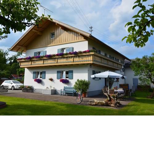 Gorgeous Apartment in Prem Bavaria with terrace and garden