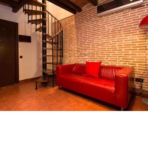 GORGEOUS DESIGN FLAT IN HEART 4A