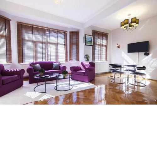 Gorgeous Flat near Osmanbey Metro Station