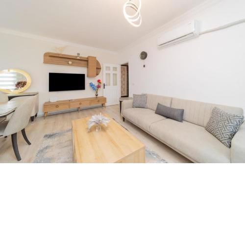 Gorgeous Flat with Mountain View in Antalya