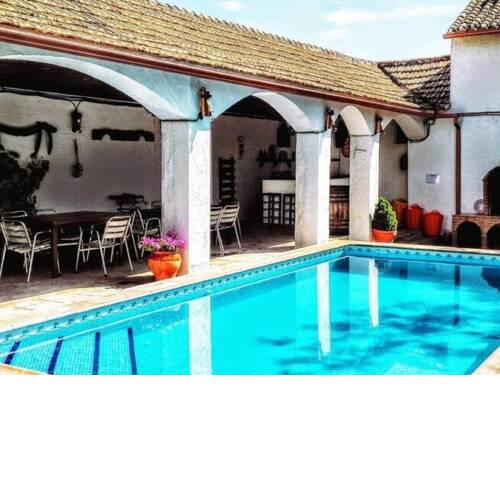 Gracious Holiday Home in Illora with Swimming Pool, Garden