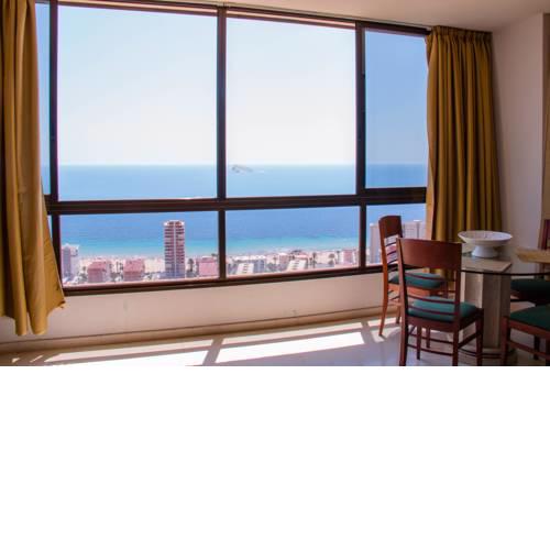 GRAN APARTAMENTO CON VISTAS AL MAR