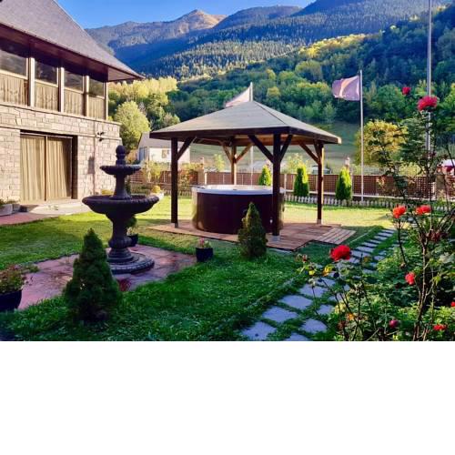 Gran Chalet Hotel & Petit Spa
