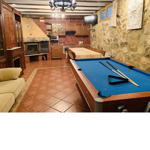 Gran Chalet Logroño Despedidas soltero y Familias BBQ Bodega Excelentes vistas a viñedos