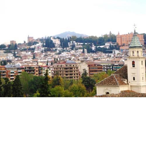 GRAN PISO EN EL CENTRO DE GRANADA