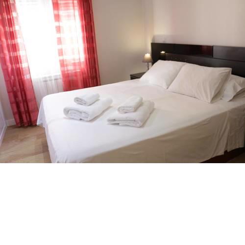 GRAN VÍA Apartment (2BR 1BT)