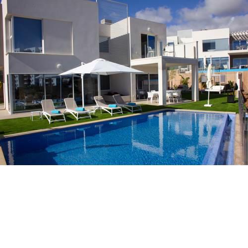 Gran Villa Paradise