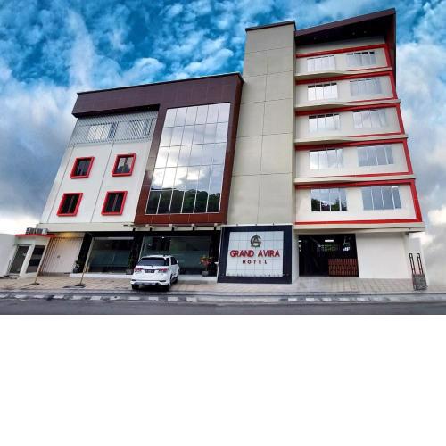 Grand Avira Hotel