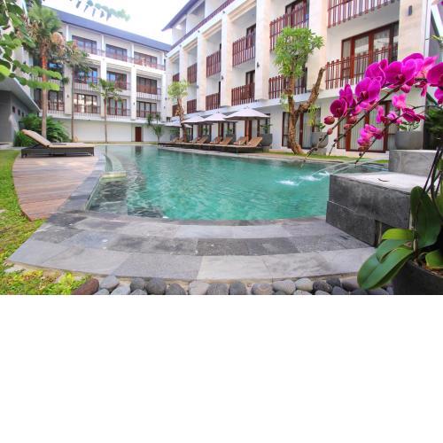 Grand La Walon Hotel