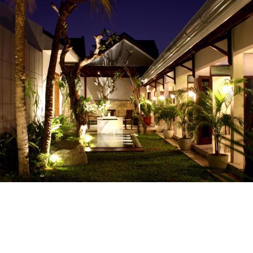 Grand Marto Hotel