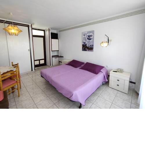 Grazioso Studio In Las Americas