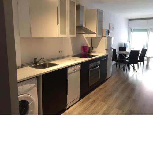 Great Apartment, 4 mins walk to the beach