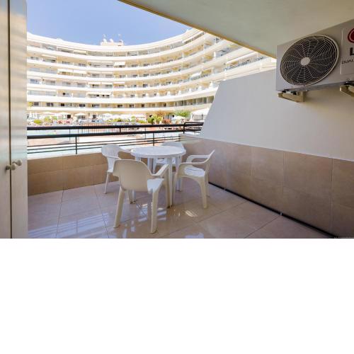 Great Location 1 Bedroom apartment