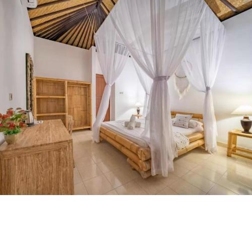 Green Coco House
