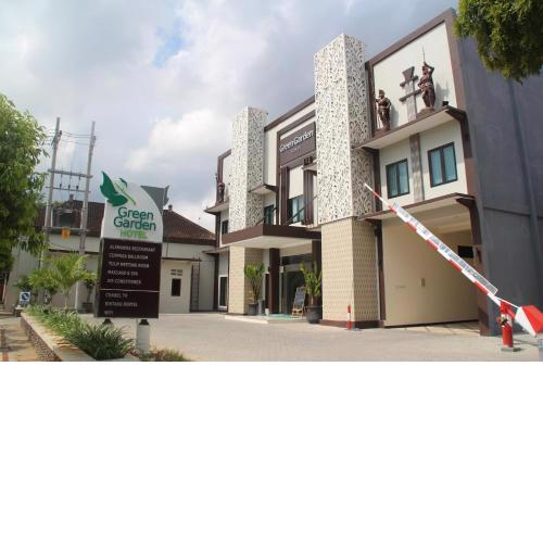 Green Garden Hotel