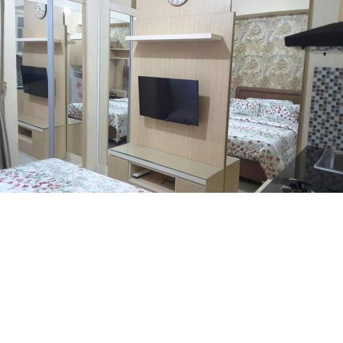 Green Pramuka City Studio Full Furnished by Vika 5