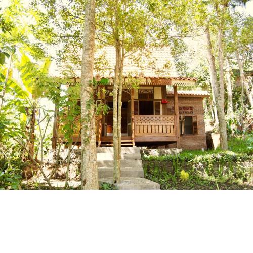 Green Vanilla Bungalow
