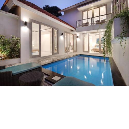 Green Villa B, near new 3 bedroom villa with pool.
