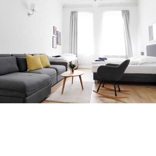 Greifswalder Str. · GREIF NEW P'Berg HotSpot Boxspringbeds 170 qm