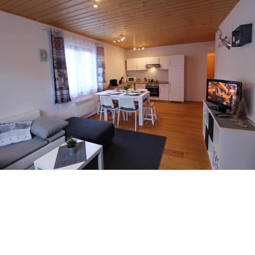 GRIASS EICH Ski-to-door Apartment by Isa Badkleinkirchheim
