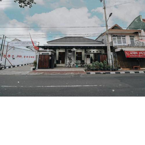 Griya Suryo Wijilan