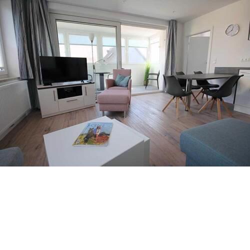 Große Ferienwohnung 3 mit Meerblick und Strandkorb im Haus Seeluft Duhnen