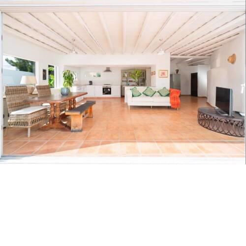 Guatiza Apartment Sleeps 4