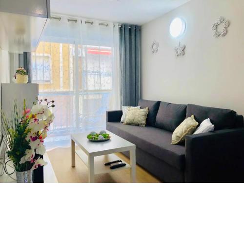 Guillem Apartment On The Beach